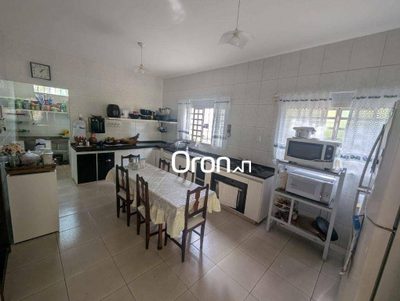 Casa, 3 quartos, 196 m² - Foto 4