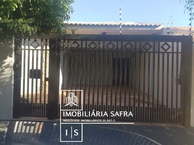 Casa, 3 quartos, 176 m² - Foto 1