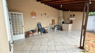 Casa, 3 quartos, 236 m² - Foto 2