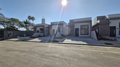 Casa, 3 quartos, 77 m² - Foto 2