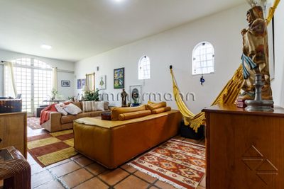 Casa, 3 quartos, 352 m² - Foto 1