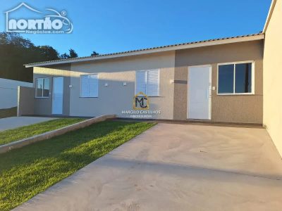 Casa, 3 quartos, 60 m² - Foto 2