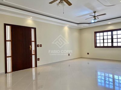 Casa, 4 quartos, 290 m² - Foto 3