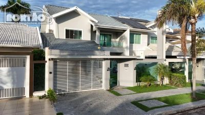 Casa, 3 quartos, 190 m² - Foto 1