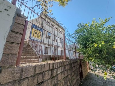 Casa, 6 quartos, 200 m² - Foto 1