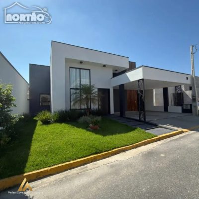 Casa, 4 quartos, 250 m² - Foto 1