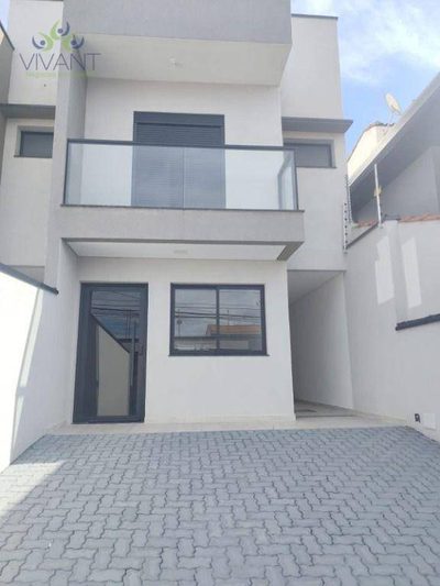 Sobrado, 3 quartos, 131 m² - Foto 1