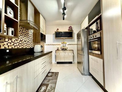 Sobrado, 4 quartos, 240 m² - Foto 2