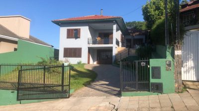 Casa, 5 quartos, 200 m² - Foto 1