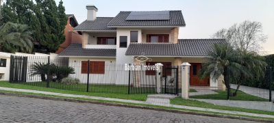 Casa, 3 quartos, 284 m² - Foto 1