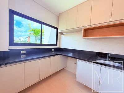 Casa, 3 quartos, 244 m² - Foto 4