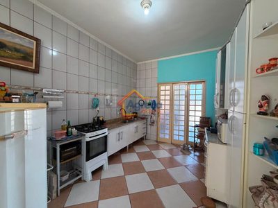 Casa, 3 quartos, 140 m² - Foto 2