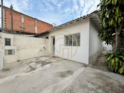Casa, 1 quarto, 60 m² - Foto 1