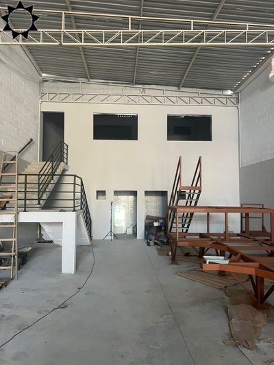 Depósito-Galpão, 330 m² - Foto 1