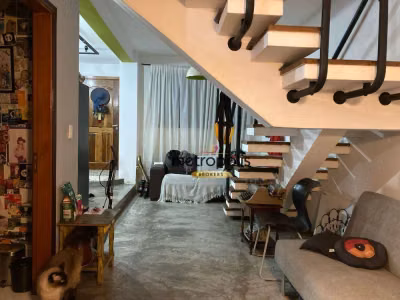 Sobrado, 3 quartos, 230 m² - Foto 1