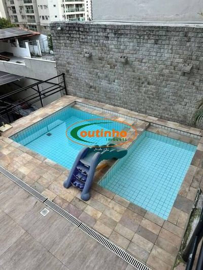 Casa, 5 quartos, 235 m² - Foto 3
