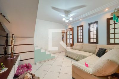 Casa, 2 quartos, 157 m² - Foto 2
