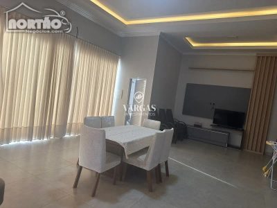 Casa, 3 quartos, 260 m² - Foto 4