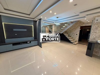 Sobrado, 4 quartos, 286 m² - Foto 1