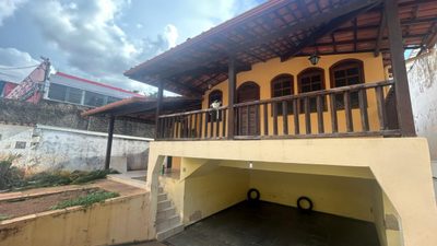 Casa, 3 quartos, 300 m² - Foto 1