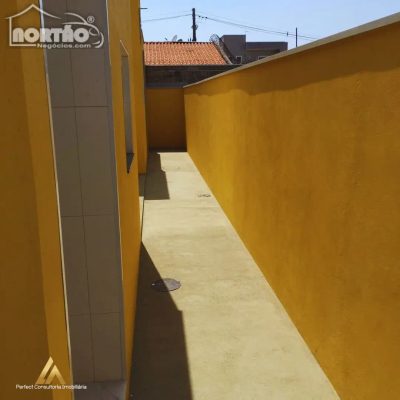 Casa, 4 quartos, 130 m² - Foto 1