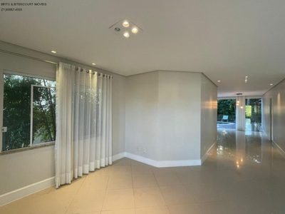 Casa, 4 quartos, 300 m² - Foto 1
