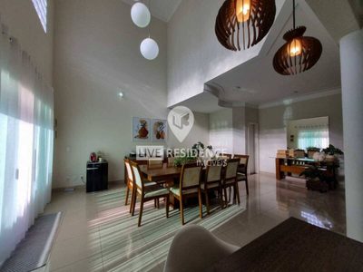 Casa, 3 quartos, 276 m² - Foto 1
