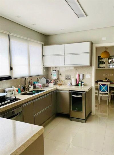 Apartamento, 3 quartos, 252 m² - Foto 4