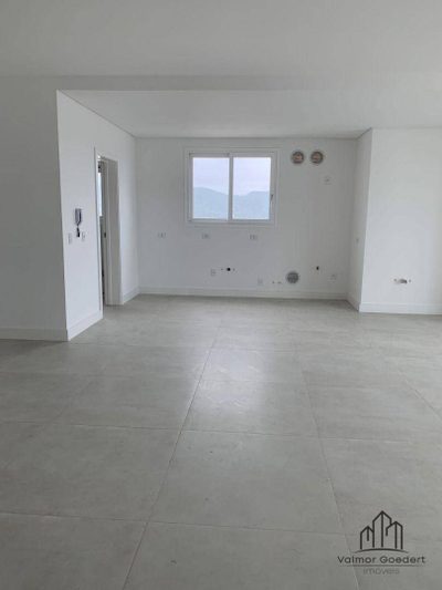 Apartamento, 3 quartos, 137 m² - Foto 2