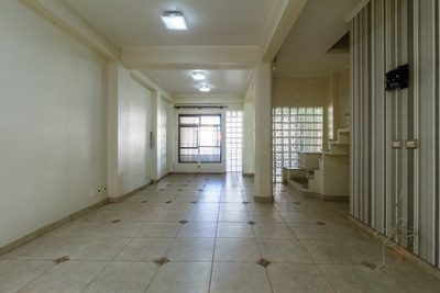 Casa, 4 quartos, 349 m² - Foto 1