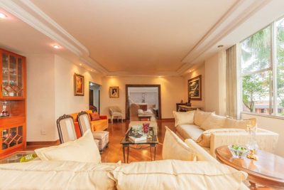 Apartamento, 3 quartos, 277 m² - Foto 1