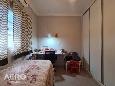 Casa, 3 quartos, 139 m² - Foto 3