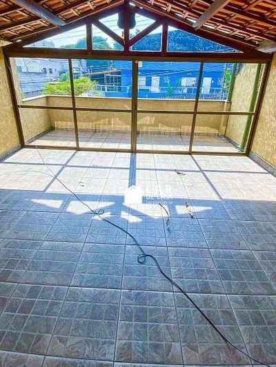 Sobrado, 5 quartos, 280 m² - Foto 2