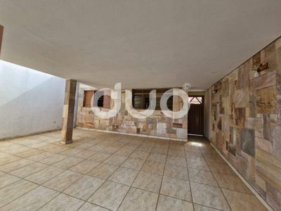 Casa, 3 quartos, 137 m² - Foto 1