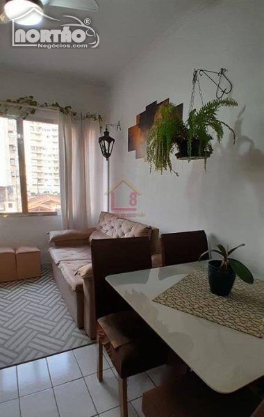 Casa, 2 quartos, 50 m² - Foto 1
