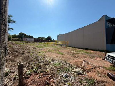 Terreno, 2476 m² - Foto 2
