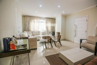 Casa, 3 quartos, 260 m² - Foto 2