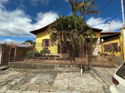 Casa, 3 quartos, 360 m² - Foto 1