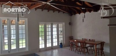 Casa, 3 quartos, 215 m² - Foto 2