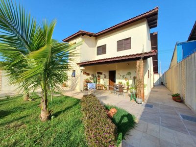 Casa, 3 quartos, 225 m² - Foto 1