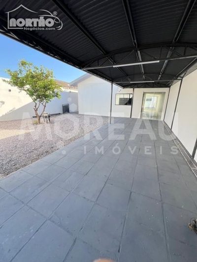 Casa, 5 quartos, 173 m² - Foto 1