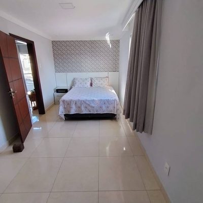 Sobrado, 3 quartos, 350 m² - Foto 2