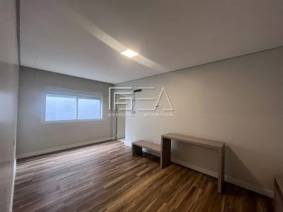 Casa, 3 quartos, 240 m² - Foto 4