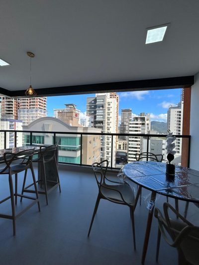 Apartamento, 3 quartos, 130 m² - Foto 1