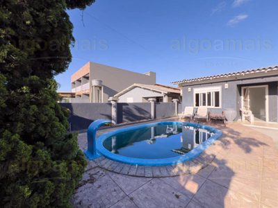 Casa, 3 quartos, 198 m² - Foto 2