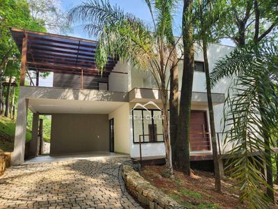 Casa, 4 quartos, 250 m² - Foto 1