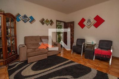 Casa, 3 quartos, 245 m² - Foto 4