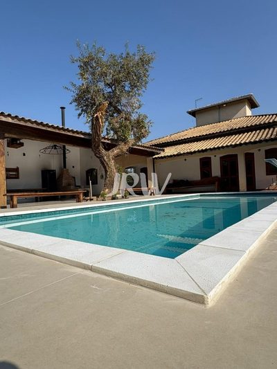 Chácara, 4 quartos, 1050 m² - Foto 2