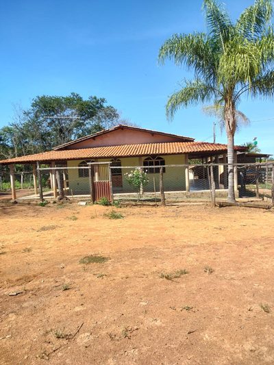 Chácara, 1 quarto, 30 hectares - Foto 1