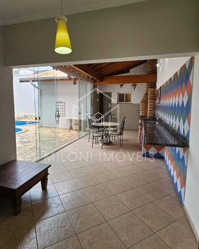 Casa, 4 quartos, 330 m² - Foto 2